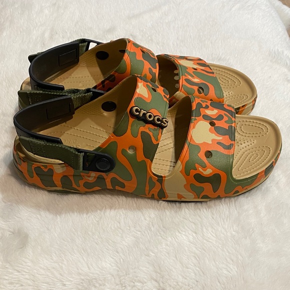 Men’s Crocs Classics All Terrain Camo Sandals main image 12